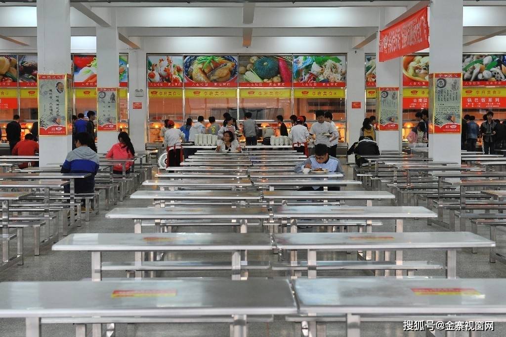 小说|你还记得她曾经的样子吗？被时光掩埋的金寨老一中