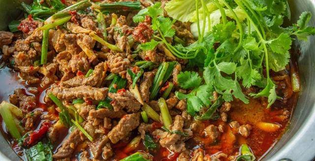 寻味上新小虾米虾酸牛肉店的美味新体验