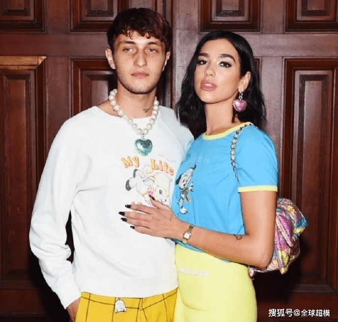 安瓦尔·哈迪德(anwar hadid)是房地产开发商穆罕默德·哈迪德