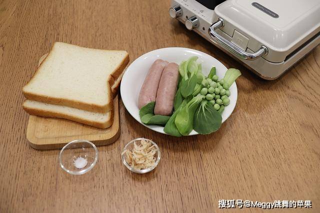 【三明治】有菜有肉有汤,吃饱喝足抹抹嘴,开心上班,10分钟搞定老公的早餐