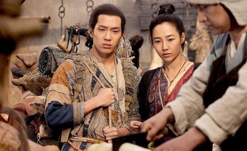 从“一指禅”小鲜肉到与肥硕矮丑男亲密，失婚