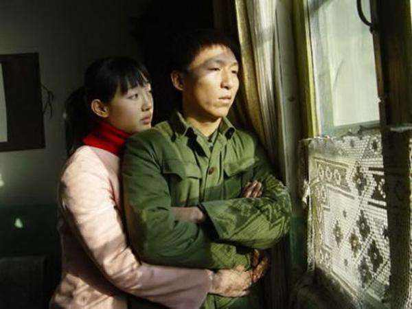 从“一指禅”小鲜肉到与肥硕矮丑男亲密，失婚