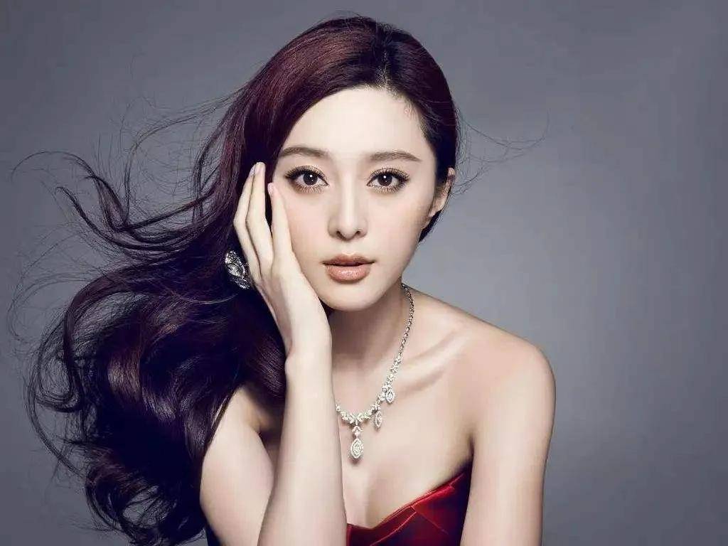 越南审美太怪异,这些顶级中国女明星都翻了车!