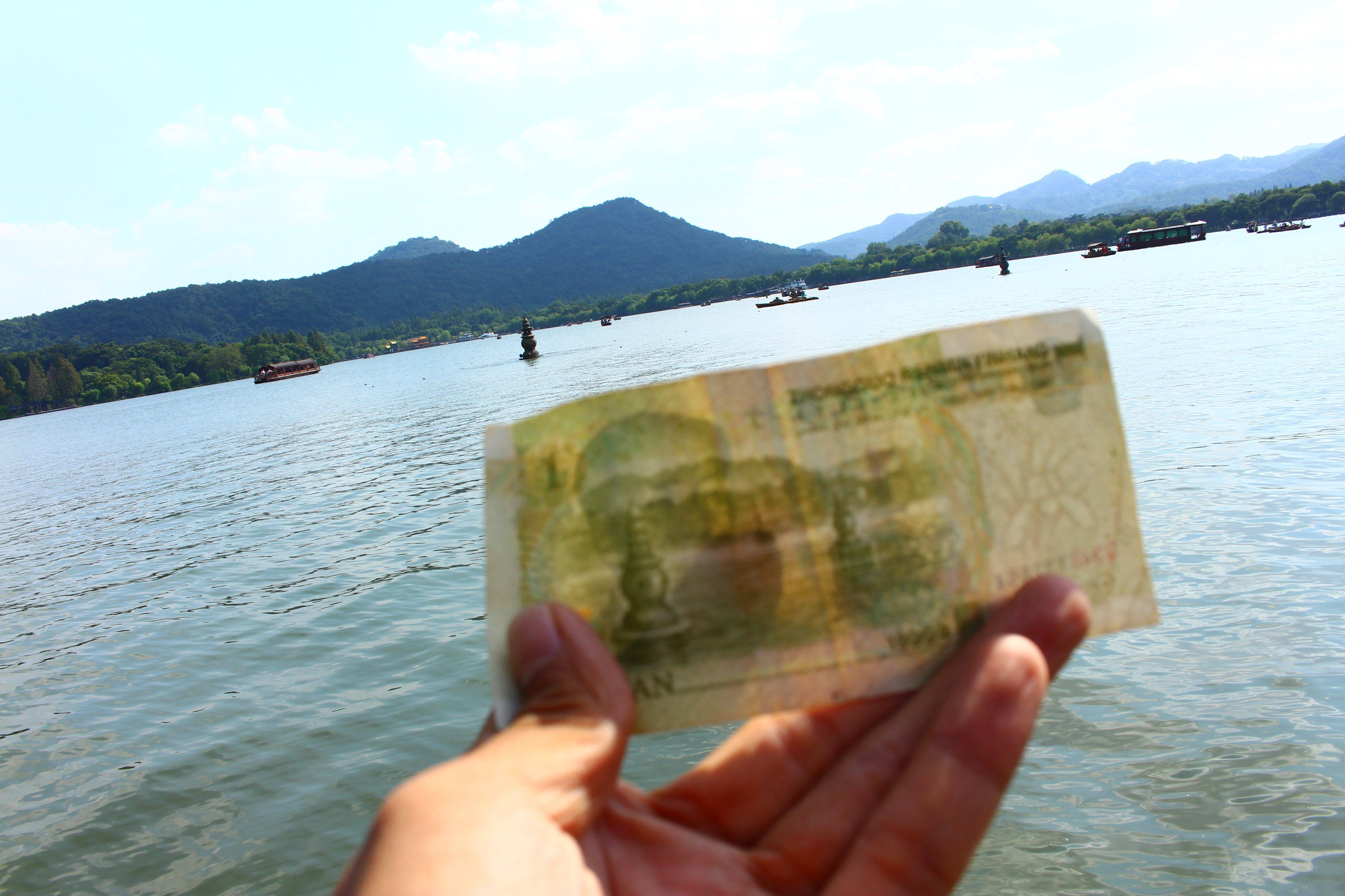 大地:致敬三十岁环中国旅行之杭州西湖