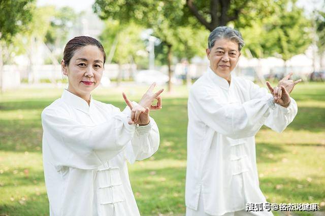 推荐运动:瑜伽,骑行,慢跑,太极拳,八段锦等,当然对于农耕者来说,田间