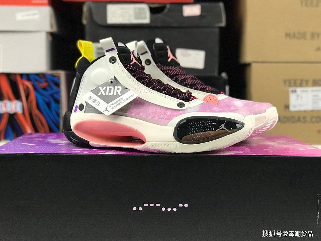 最美的乔丹aj34,星空粉白油画开箱!