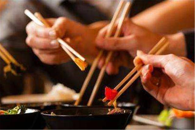 孩子|为何不开学孩子都不爱生病了?家长应该得到启发儿科“遇冷”