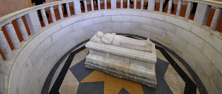 「毛泽东」毛泽东中山陵谒陵为什么坚决走大道不走小路，