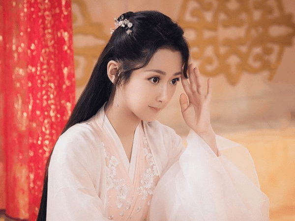 杨紫最新的电视剧电影 d0f88c89877f49daa5f3eede032779ba.png