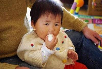 孩子|只因常吃4种食物，儿科医生：很多孩子在吃4岁男童不再长个