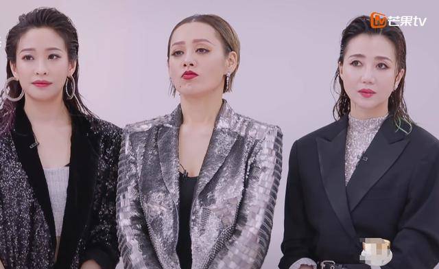 乘风破浪的姐姐首场公演，宁静万茜帅气，黄圣