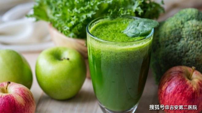 吃水果有助于防癌，但这几类人不能乱吃！