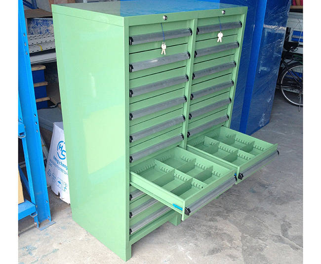 工具柜制作尺寸 d5ab88efc7d3493db5f7df23eb131899.jpeg