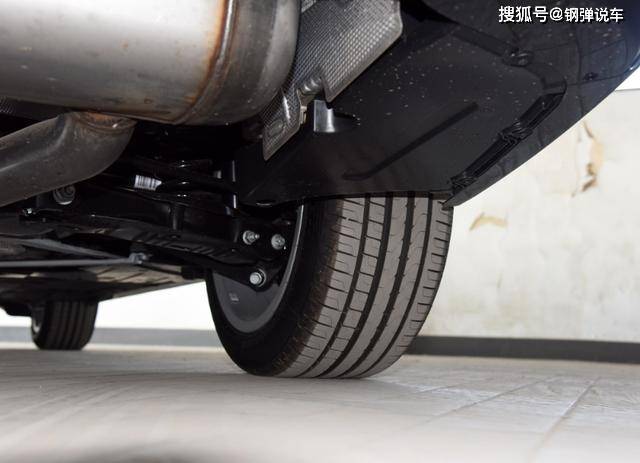 各种车型的底盘高度 eec2041d65b448959147a26532a3d476.jpeg