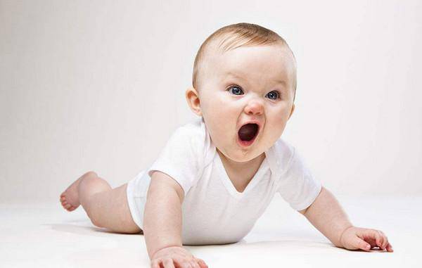 婴儿几个月会自己去抓东西 f4e468d21e484c6aa6ff6a6c0dd9b628.jpeg