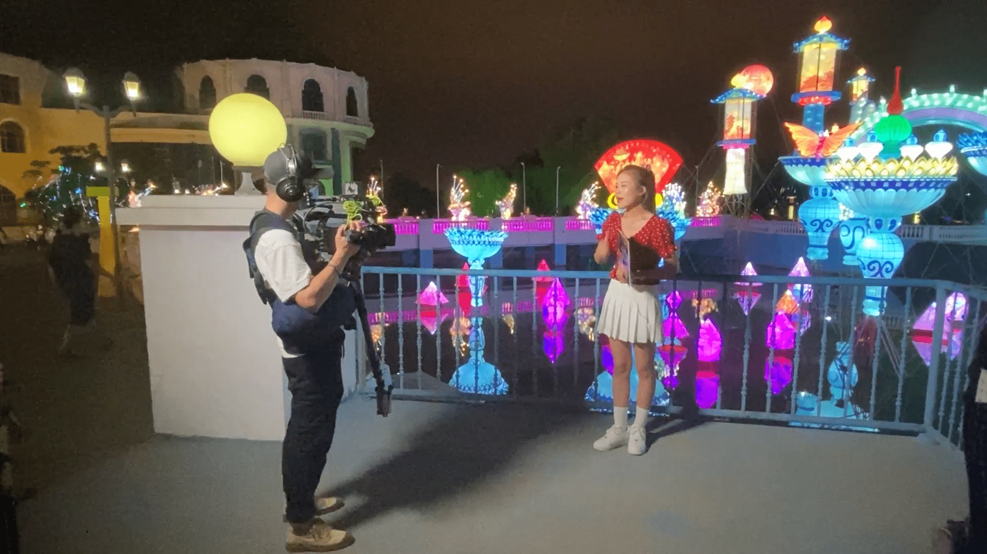 拍照活动现场怎么拍 502517f75396484d992305694d496cf5.png