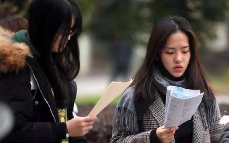 大学生英语四六级考试已被推迟？毕业生担忧：我还能考吗？