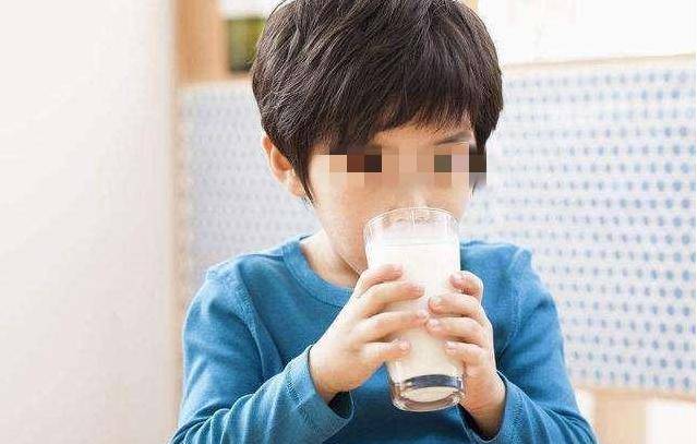 牛奶|也许是“乳糖不耐受”在作怪，妈妈们要注意了孩子喝奶就拉肚
