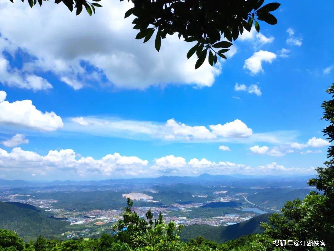 穿越惠阳第一峰—白云嶂,漫步芒草荡
