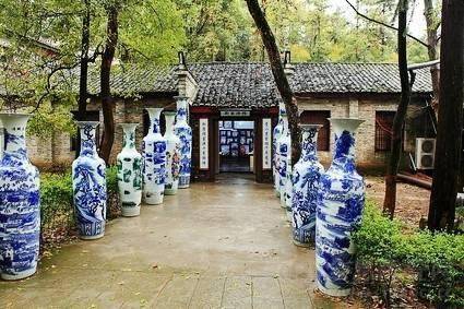 景德镇2020年GDP_景德镇陶瓷(2)