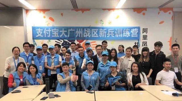 什么算高校优秀毕业生 635842cf8920485dbefbb9ed7a2ada23.jpeg