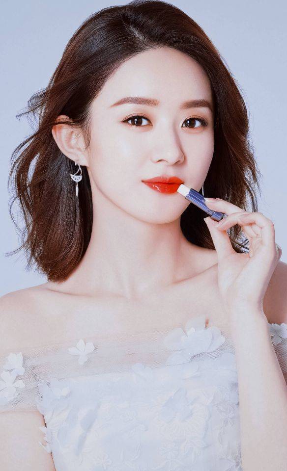 "收视女王"赵丽颖写真:女神范十足,美美哒!