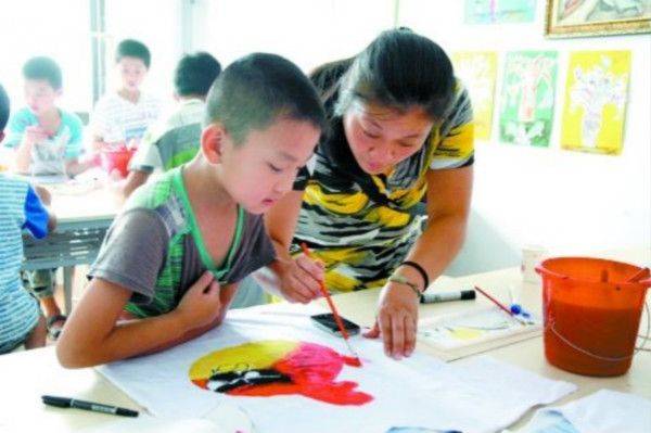 原创这3种兴趣班，既浪费钱又占学习时间，家长选择时要遵循适度原则