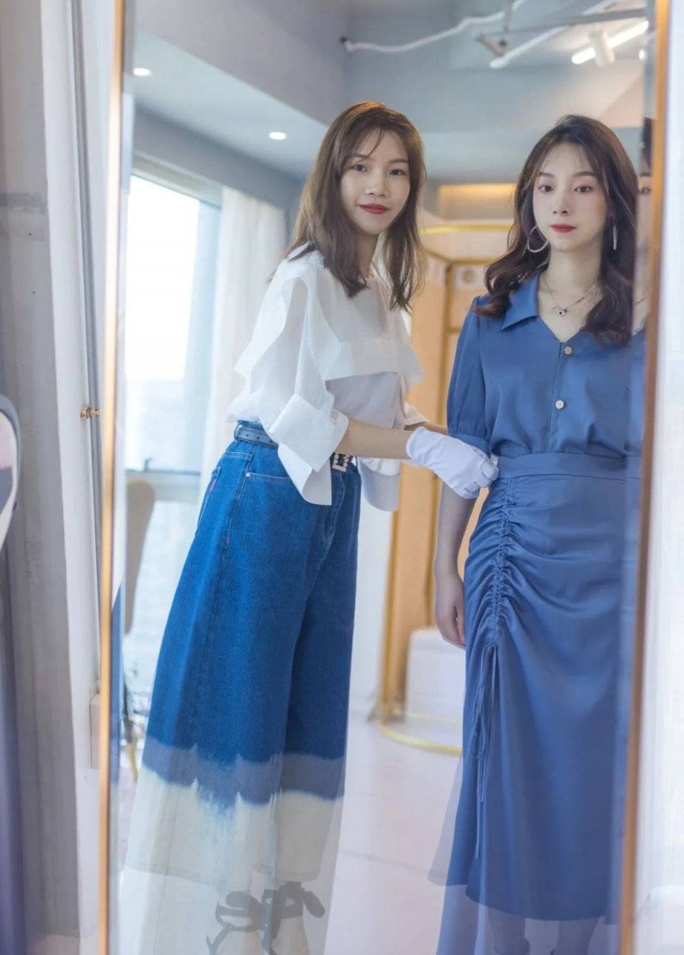 女生穿的衣服怎么买 df0af7ebd7a946eaa2d274a1de932044.jpeg
