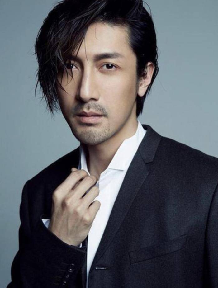 原创将来可能成为国家级老戏骨六大年轻男演员,朱亚文排第三,第一实至