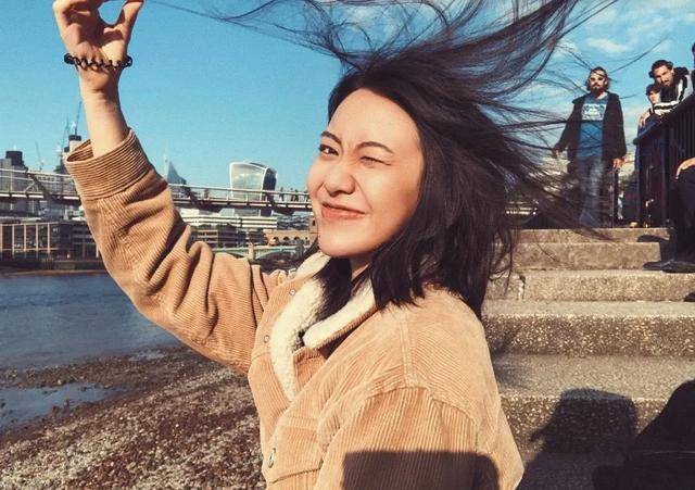 闫妮女儿邹元清:11岁初登荧屏,曾被嘲捧不红的