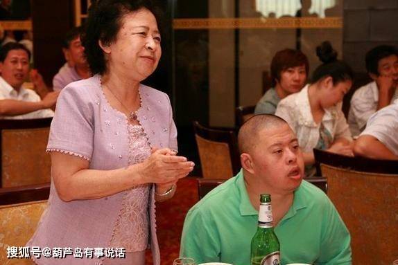 一生只演一个角色的王铁成,与妻子恩爱54年,儿子却是先天痴呆