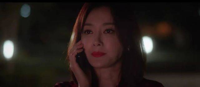 职场|原创抠图、替身、轧戏、爆黑料，娱乐圈生存法则太残酷！