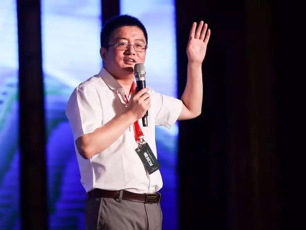 美团“三号”：薪酬1.5亿，身价216亿，超过3500家