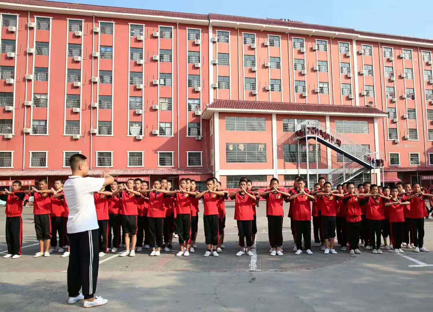 文化|如何选择嵩山少林公办武校？