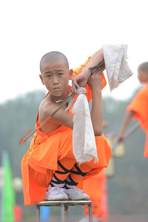 身份证|河南嵩山少林武校招生办新生入学提醒