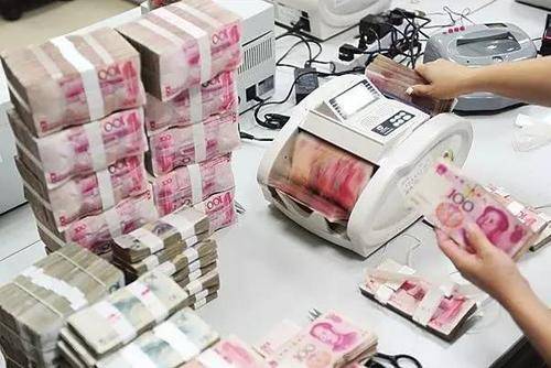 经济|原创银行降息能刺激消费增长吗？你怎么看？