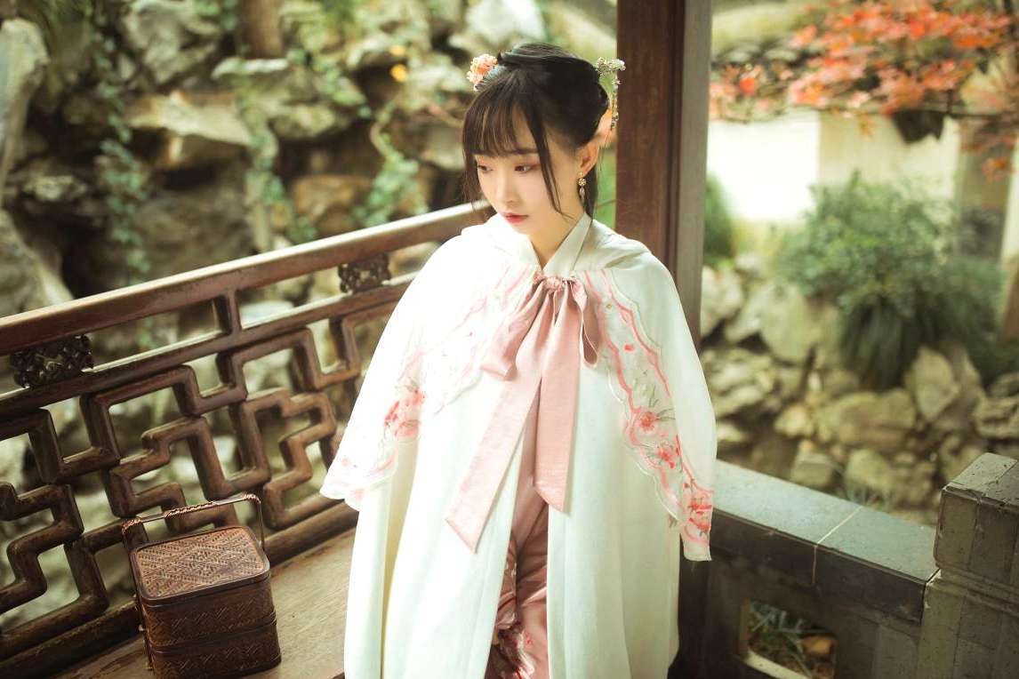 搬砖,机械等体力劳动就不说了,平时骑自行车,电瓶车都得十分小心,不