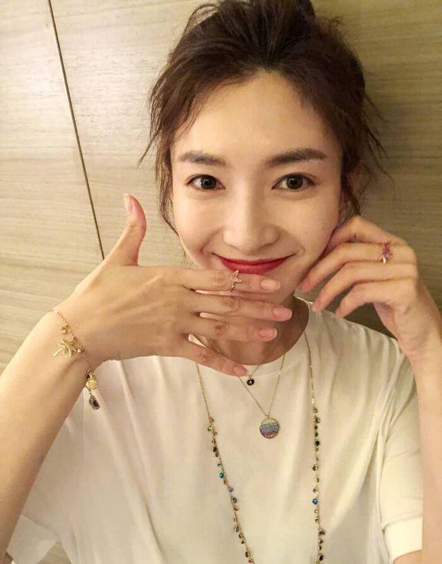 惋惜!曾偷拍江疏影被质问,胡歌解释。。。