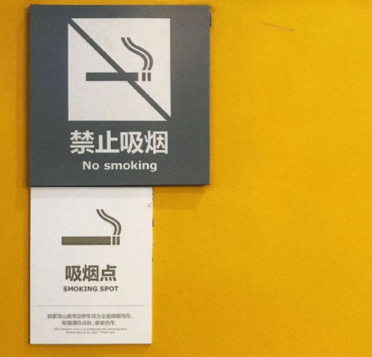 原创
开心一刻:大爷,你看我背着枪,穿着军装,能不能不要太靠近...