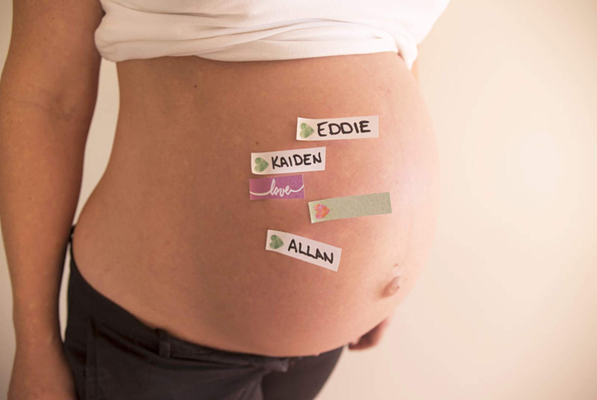 懷孕肚子硬代表什麼?解析孕期三階段肚子硬的6個成因! - mamaway