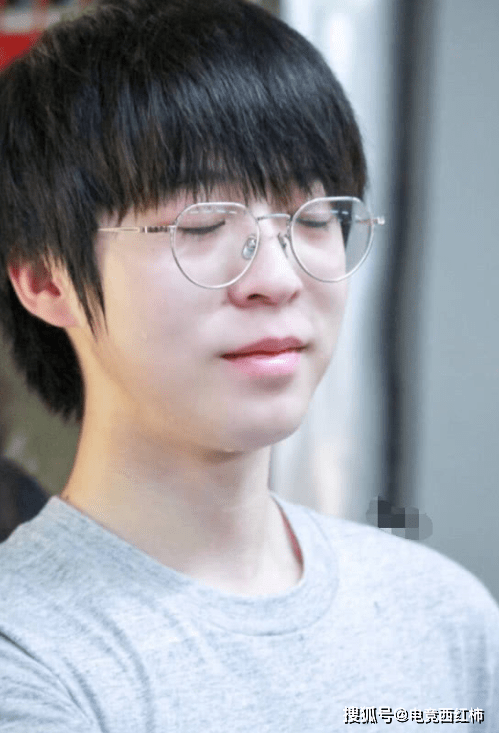 虎牙嗨氏