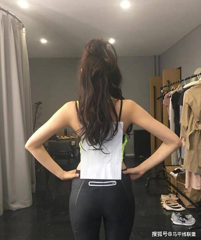 如何练出好看的臀腿轮廓 67cd262a9d0147fcb46a175454270882.jpeg