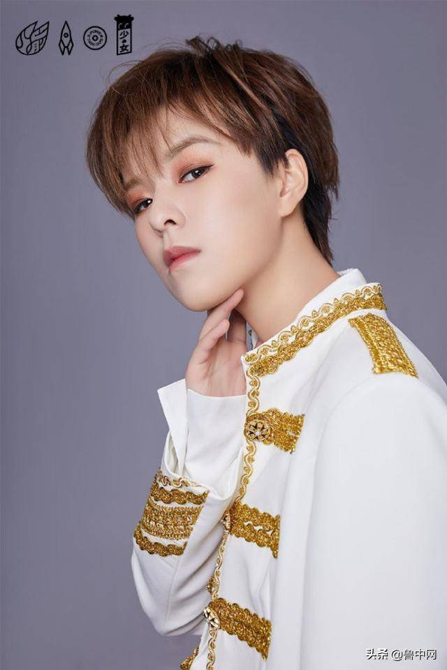 火箭少女|火箭少女101新造型曝光,你觉得谁的硬照最可?