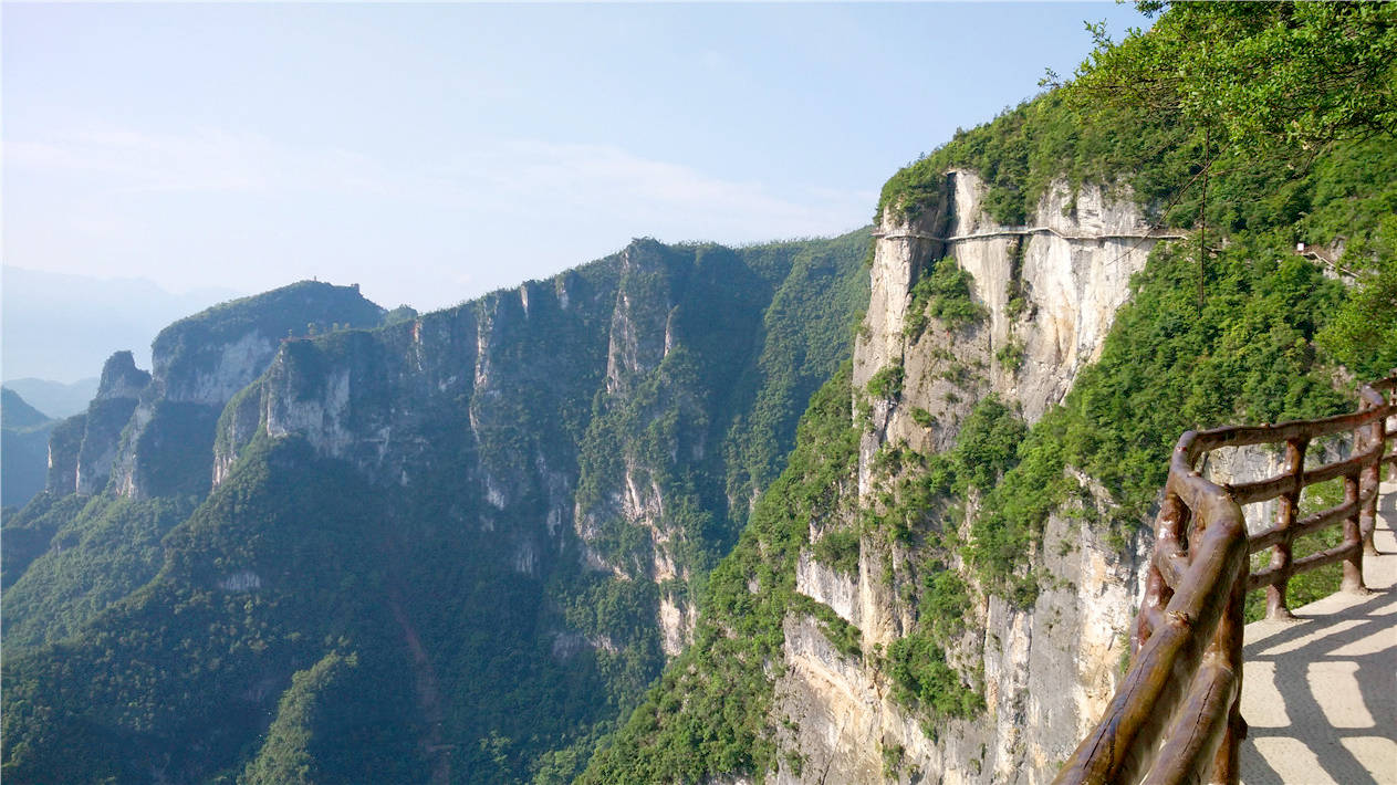 重庆被忽略的景点,是国家4a风景名胜区,是世界最长城市人字梯