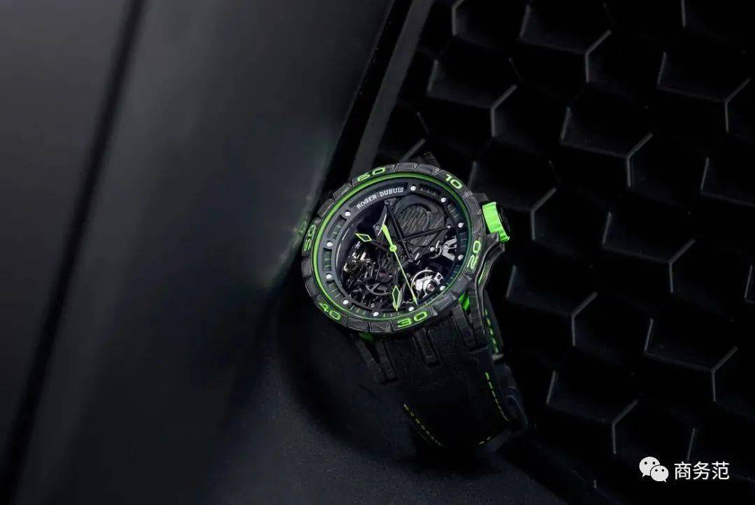 绿色|夏天，男人手上得戴点绿