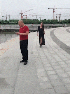 原创
这么冷的天,我妈说怕它冻着...