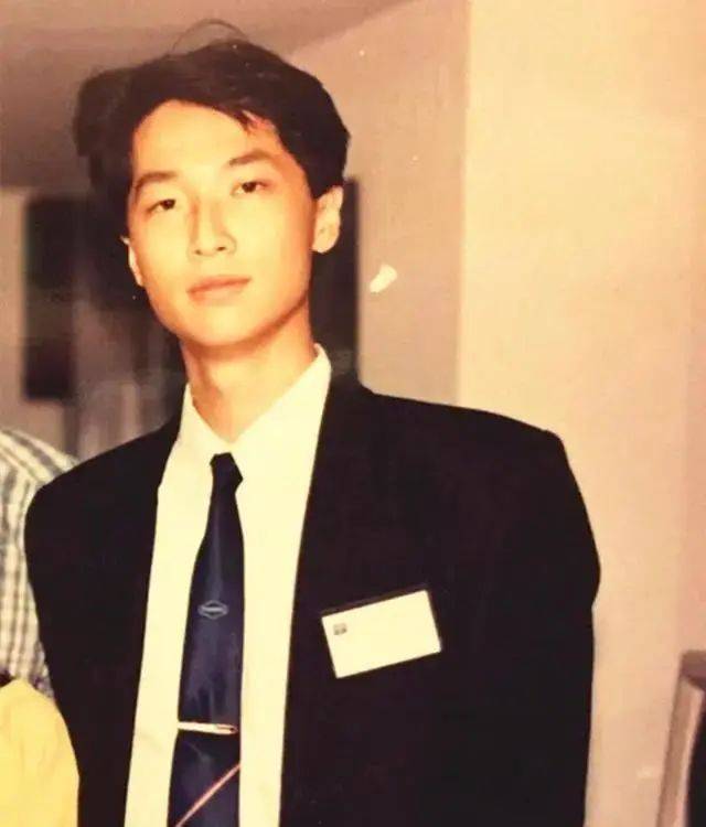 事业|原创49岁马浚伟拿硕士学位，圈中爱学习榜样了解一下！