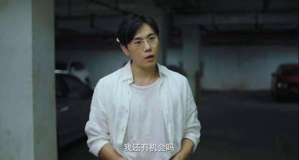 服装|贫困女穿大牌、演员营销私服，现代剧服装造型听谁的？