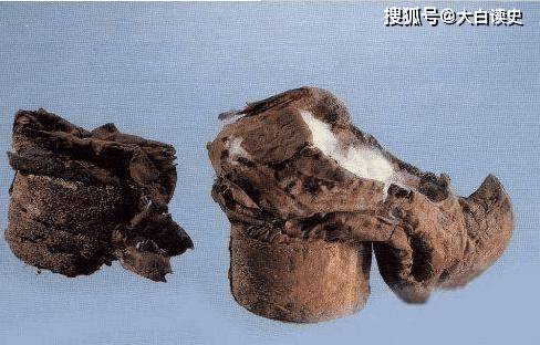 路易十四|只有女生才穿高跟鞋？其实高跟鞋根本不是为女人发明的
