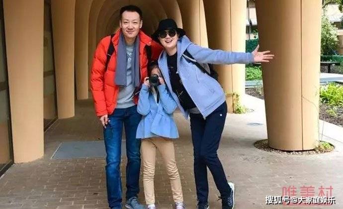 原创辛柏青的妻子是谁 曾与朱媛媛分手今一家三口超幸福